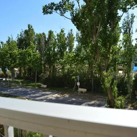 Cap D'agde, 2 Pieces, 6 Personnes - Fr-1-249-97